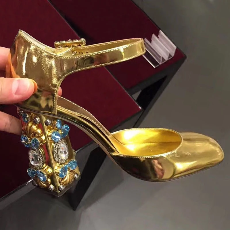 

19ss Luxury Rhinestone Diamond High Heel Banquet Pumps Gold Silver Leather Party Shoes Buckle Strap Woman Shoes Large Size 43