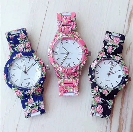 

Geneva Printing Watchband Ma'am Wrist Watch Roman Numeral Clock Dial Rose Flower Quartz Watch Women