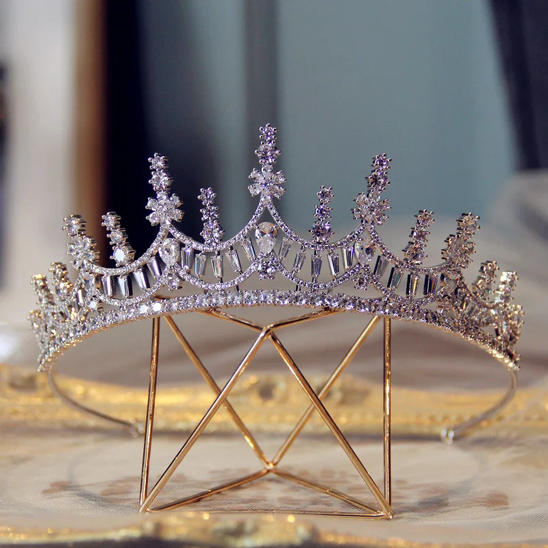 

European Brides Sparkling Silver Full Zircon Zirconia Tiaras Crowns Luxurious CZ Hairbands Wedding Bridal Hair Accessories