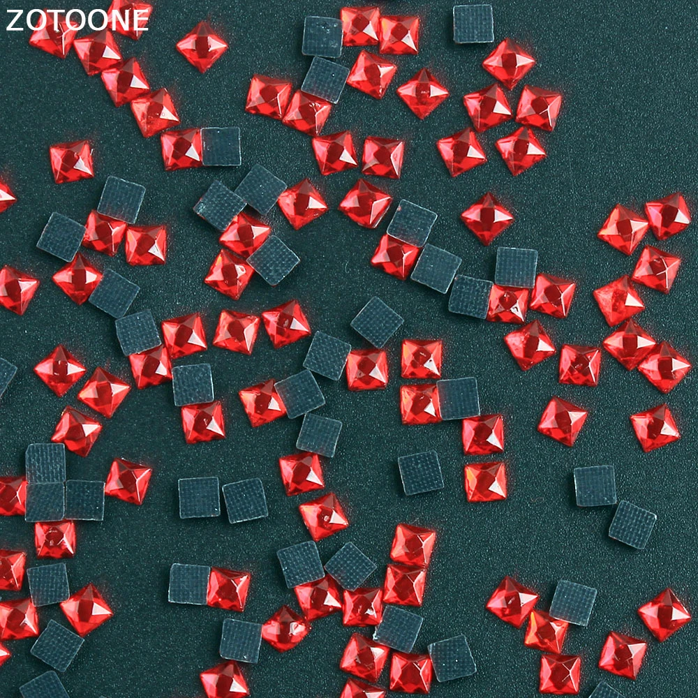 ZOTOONE 50 шт. 4*4 мм горячей фиксации квадратные Стразы Красного клея Кристальные