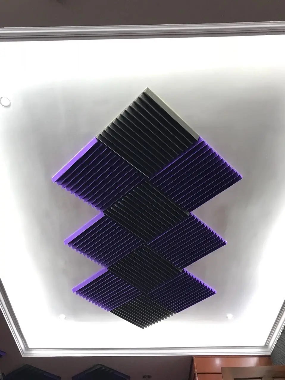 Звукопоглощающая акустическая пена с клейкой лентой 8 шт. 12*12 ''* 1''|Наклейки