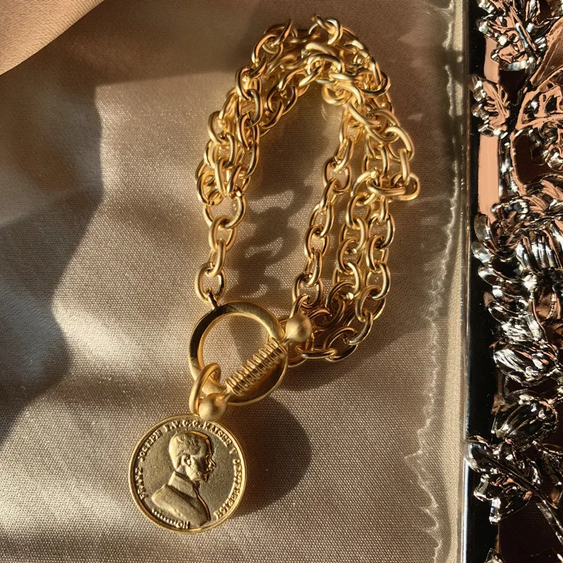

High Quality Classic Matte Gold Color Coin Charm Bracelets for Women 2019 Fashion Jewelry Luxury Design Bracelets Female Gift