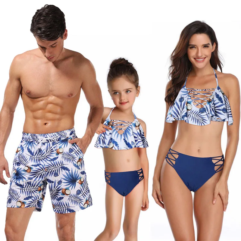 

Mother Daughter Swimsuit Mommy And Me Swimwear 2019 Look Mom Mum Beachwear Family Matching Clothes Men Boy Dad Son Beahc Shorts