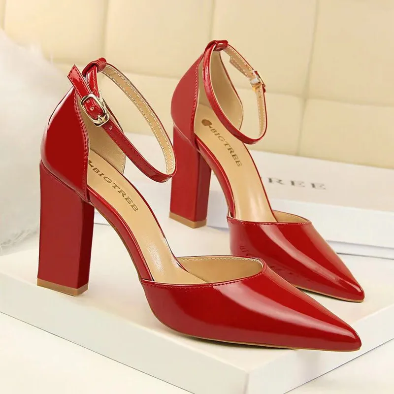 

Hot Women Shoes Pointed Toe Pumps Patent Leather High Heels Shoes Buckle Strap Party /wedding pumps