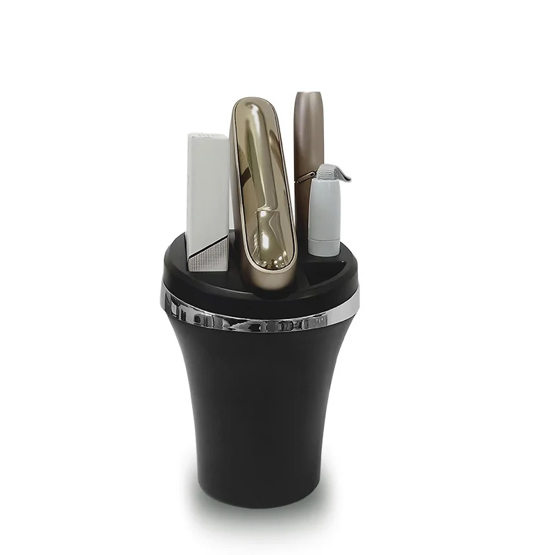 Черное цветное зарядное устройство для автомобилей Iqos 3 с портом type C 0