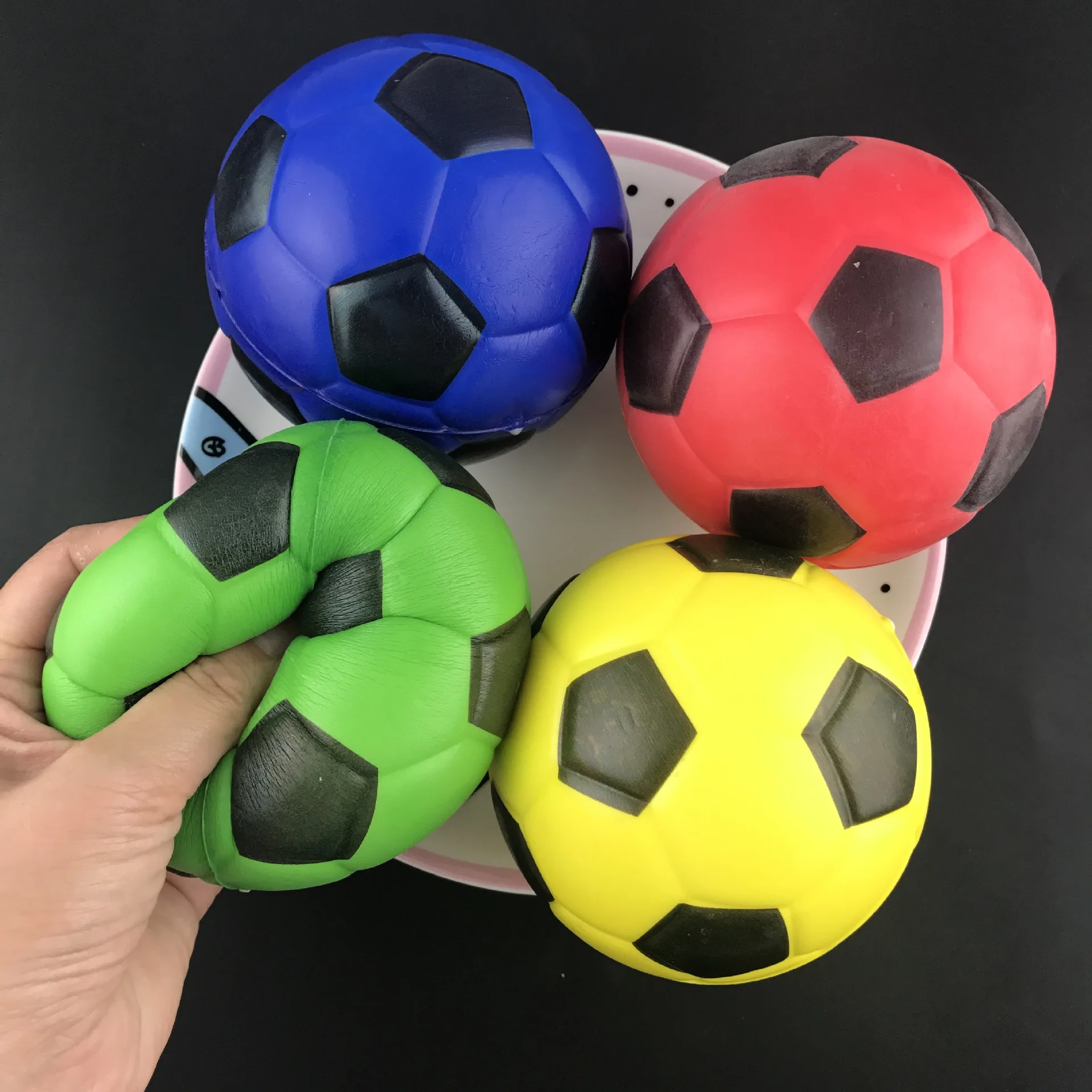 5pcs/set Colorful Simulation Football Model Slow Rising Cream Scented