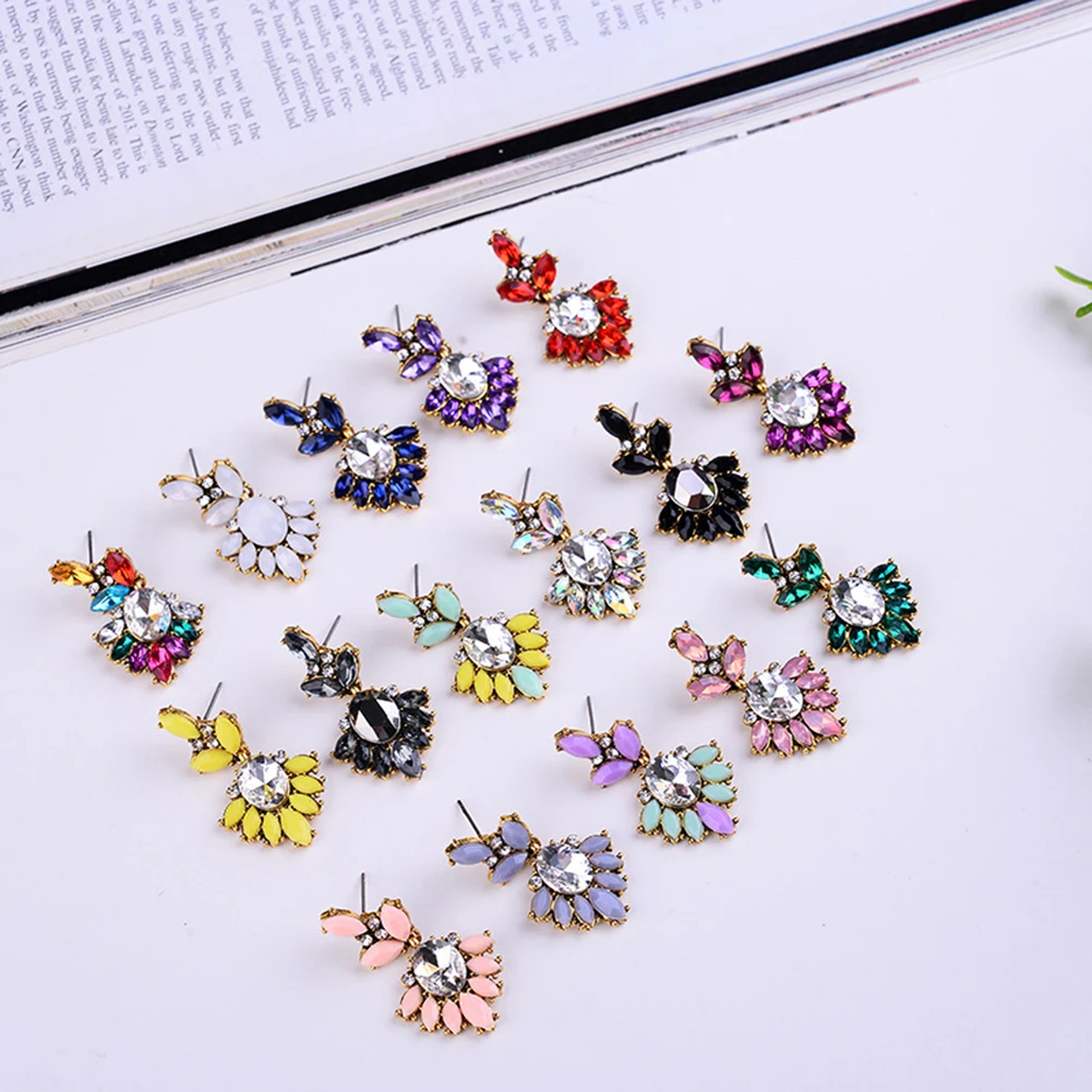 

Vintage Luxury Antique Golden Transparent Rhinestone Dangle Drop Earrings Women 16 Colors Geometric Statement Earrings Jewelry