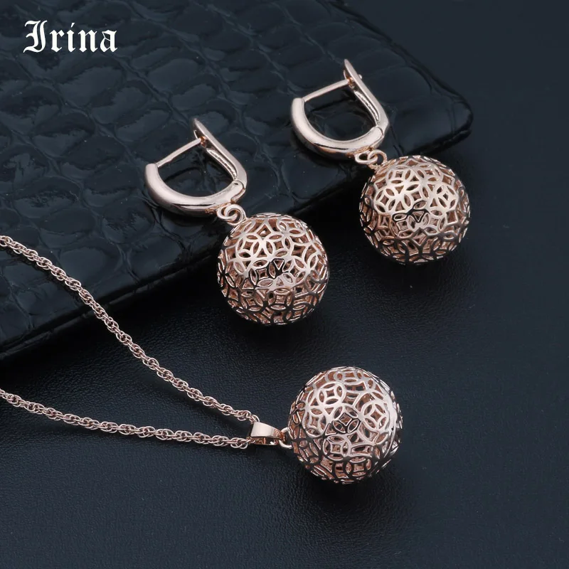 

Irina Women's Jewelry Set Earrings and Necklace Set Jewelry Set Round Cutout Earrings Necklace Pendant Elegant earrings necklace