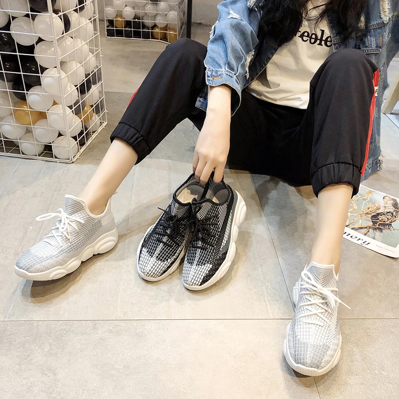 

Women Running Shoes Non-Slip Soft Mesh Female Breathable Skid-Proof Outdoor Sports Shoes Women Sneakers Zapatillas Mujer Deporte