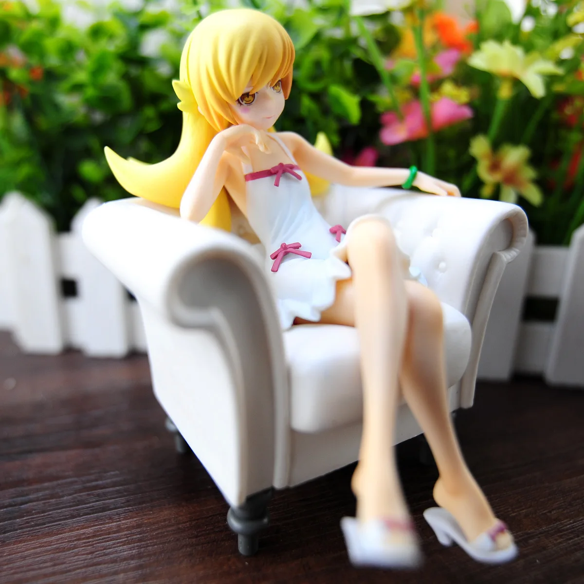 Японское аниме фигурка Nisemonogatari Oshino Shinobu диван Ver. 1/8 масштаб окрашенная фигурка модель 13 см Коллекционная Подарочная Рождественская кукла