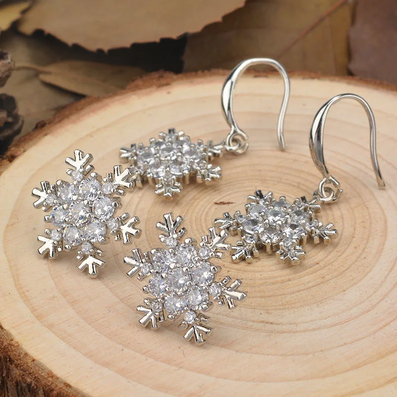 

1 pair/set Fashion Snow Shape Dangle Earrings For Women Silver Color Crystal Drop Earrings Christmas Gifts Temperament Jewelry