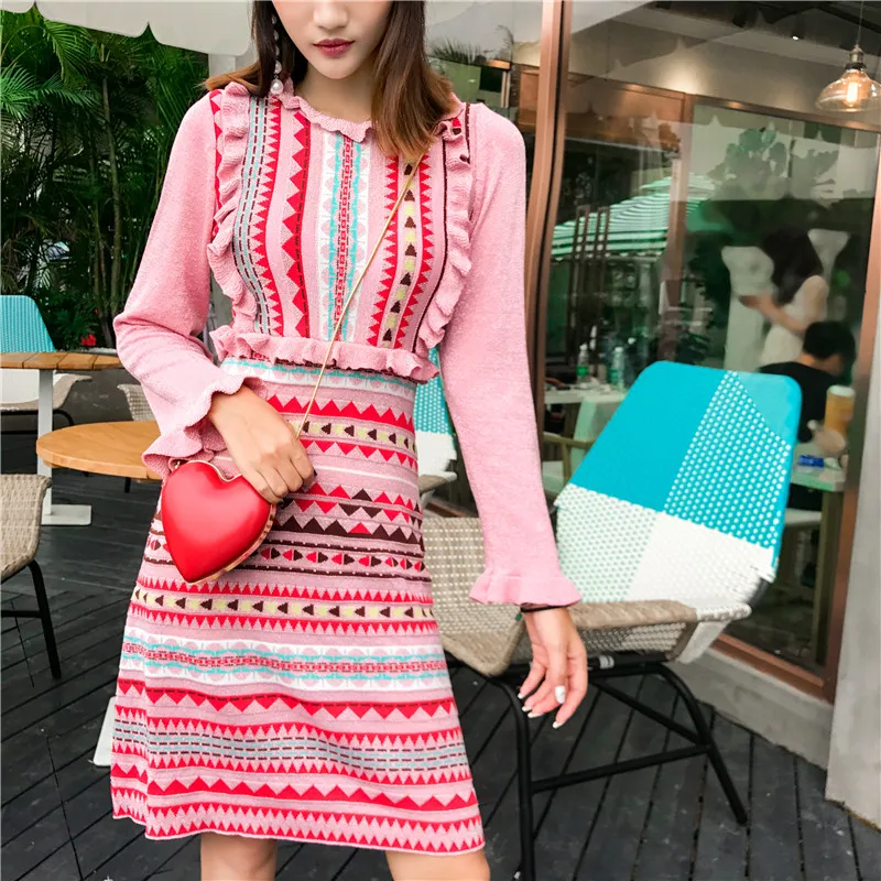 

2018 Autumn New Fashion Stylish Runway Dress Women Striped Knitting Flare Sleeve rainbow stripe sweater Dress High quality