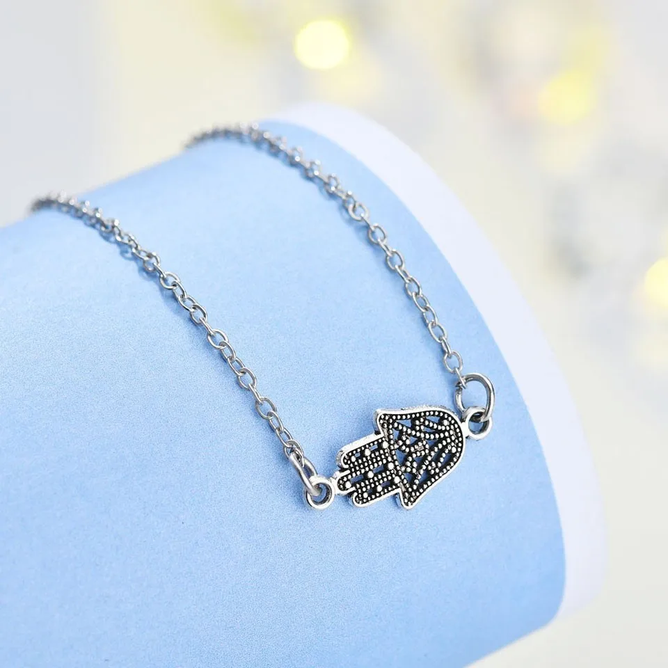 

Wholesale Elegant Hand Shape Design Women Necklace Pendants Beautiful Wedding Jewelry Popular Style For Women Great Necklace