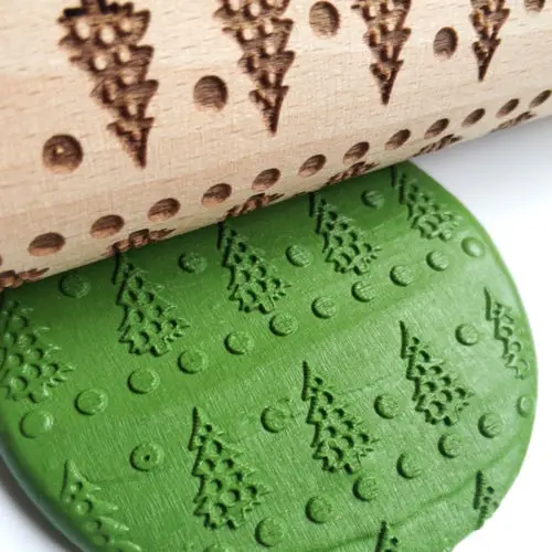 

3D Christmas Embossing Wooden Rolling Pin Baking Cookies Tool Dough Roller