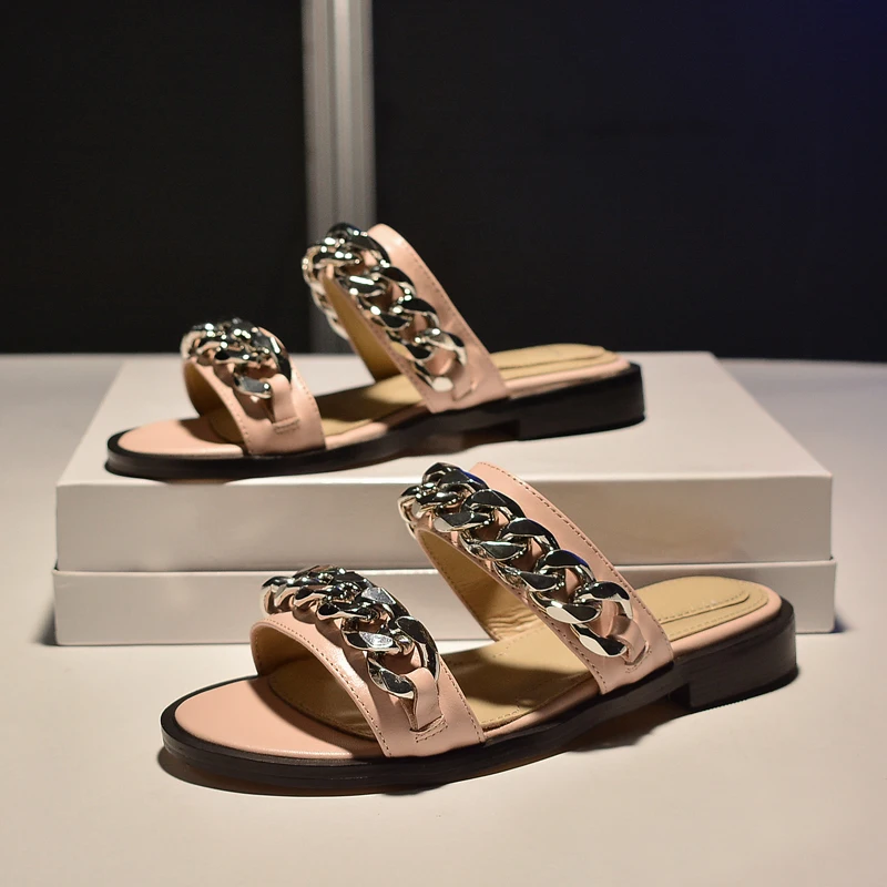 

2018 Hot Summer Shoes Woman Slippers Leather Flats Chain Metal Decoration Rome Slippers Fashion Outsaide Cozy Tipe Shoes Woman