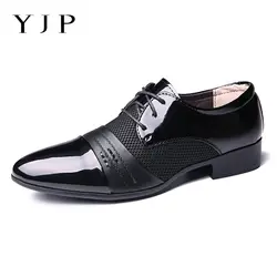 YJP/Мужские модельные туфли из искусственной лакированной кожи, большие размеры, Модные Туфли-оксфорды на шнуровке с острым носком, деловые