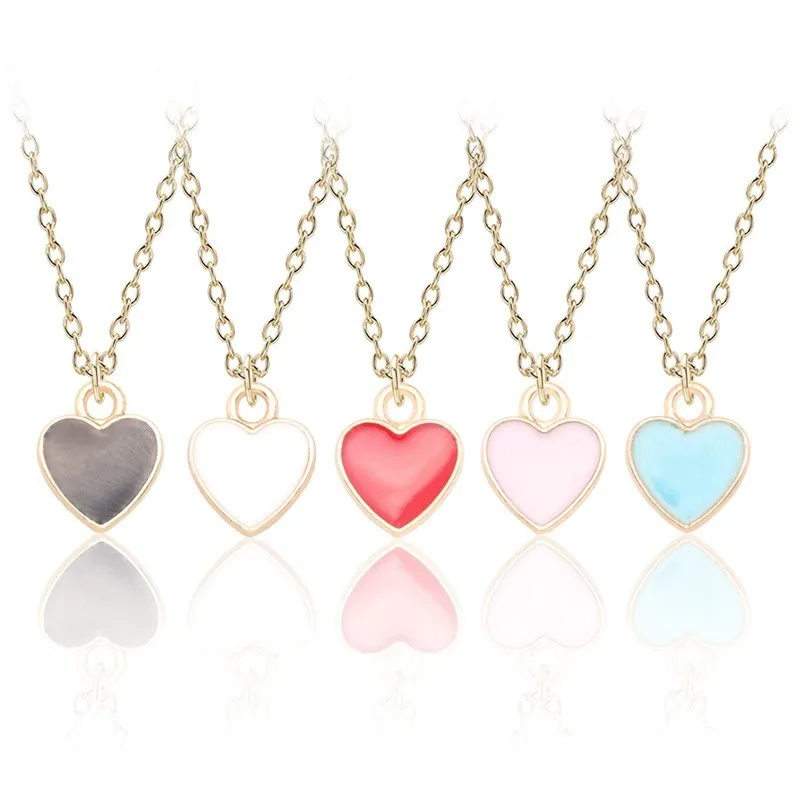 

Fashion Creative Color Heart Heart Necklace Personality Men And Women Trend Heart-shaped Metal Pendant Student Jewelry Gift