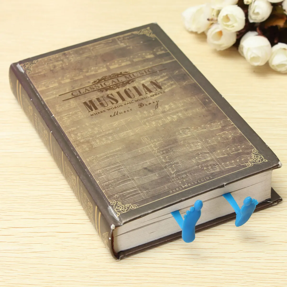 Милая Новинка PE человек форма кровать история времени закладки книги страница