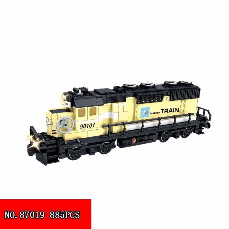 

885pcs Motor-driven Maersk Train Group 98101 Small Grain Alpinia Oxyphylla Assembling Children Plastic Building Blocks New Toys