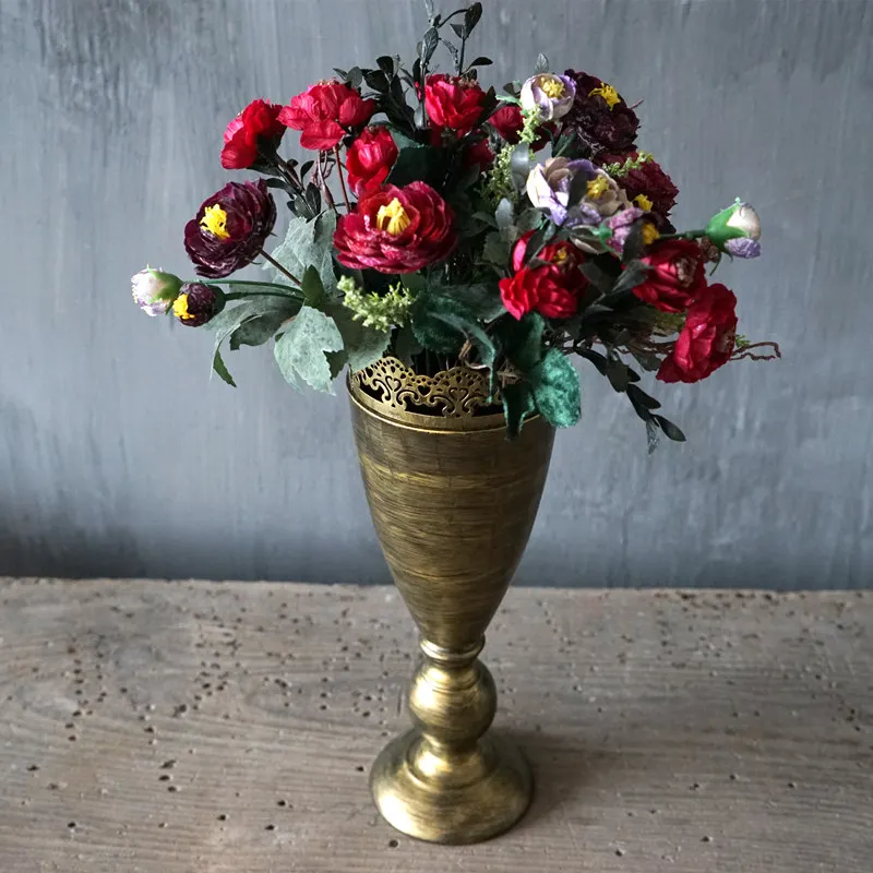 

Vintage Gold Color Flower Vases Home Decoration Room Floor Jardiniere Vase Wedding Movie Photo Props Decoration
