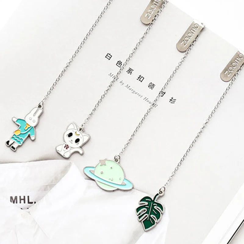 

1PC Novelty unicorn Bookmarks Kawaii Cat Matel Bookmarks For Girls Books School Office Supplies Creative Gifts Stationery