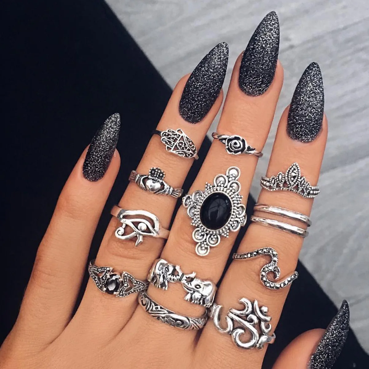 

Punk Knuckle Rings Set for Women Vintage Silver Color Carving Flower Elephant Black Gems Ring Bohemian Midi Finger Jewelry Gift