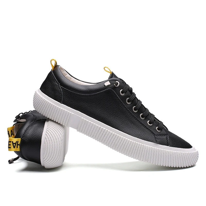 

2019 summer new solid color men's leather shoes Men casual Breathable Running Sneakers Fashion trends tenis shoes masculino