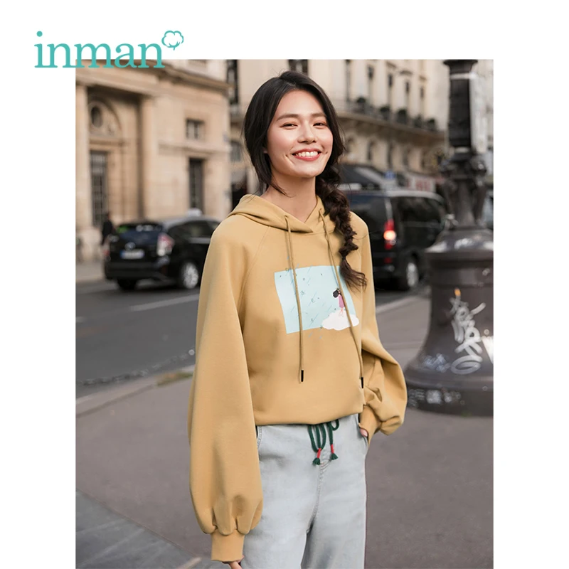 

INMAN Autumn Hooded Drawstring Young Age Reducing Artistic Fashion Print Loose Causal Style Sport Sweatshirt