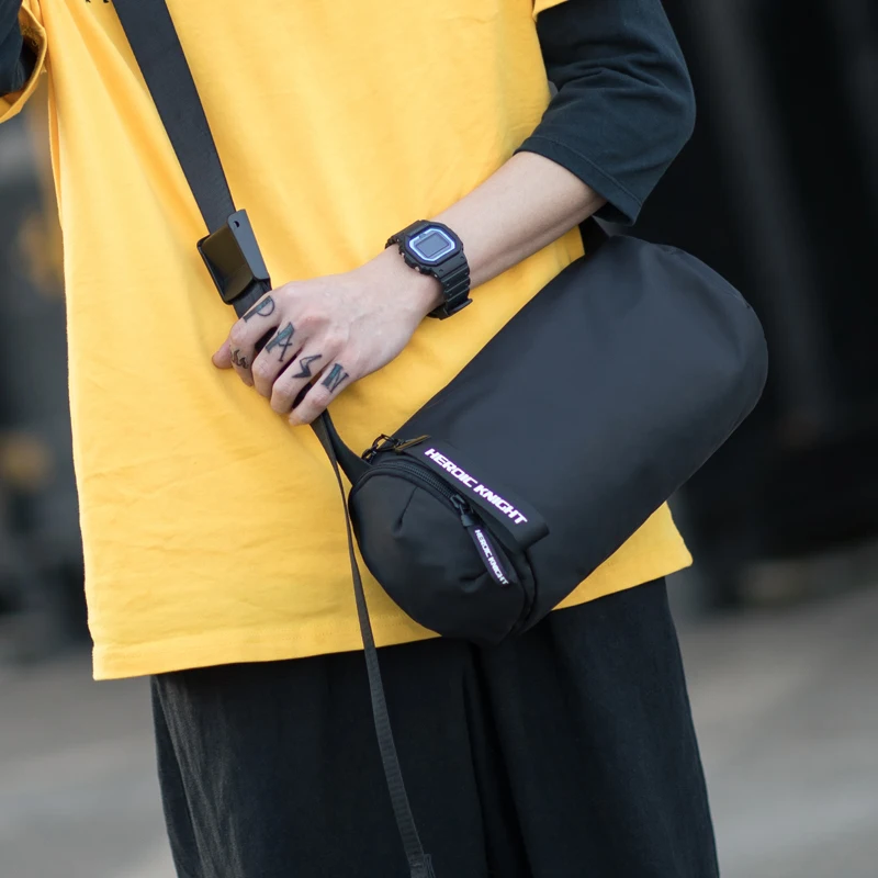 Heroic Knight Shoulder Bag Men's Korean Trend Messenger Bag Fashion Young Leisure Retro Casual Stre - 33002110925