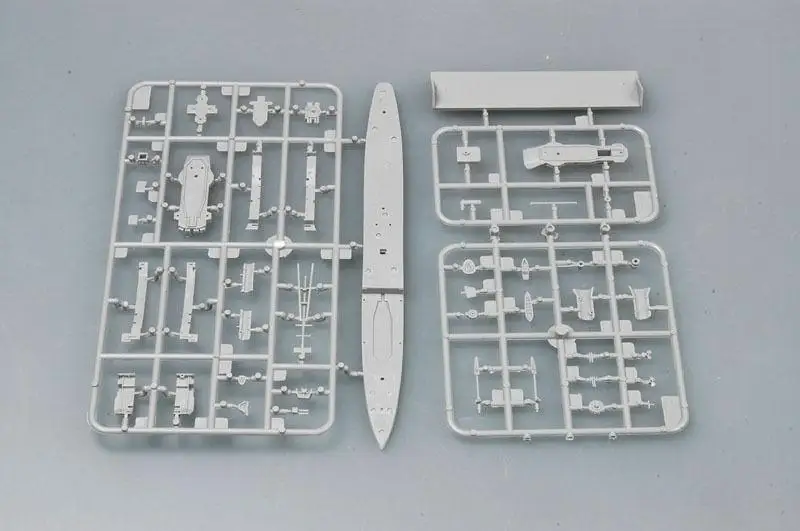Trumpeter 1/700 05759 HMS Разрушитель Huron 1944|Наборы для сборки моделей| |