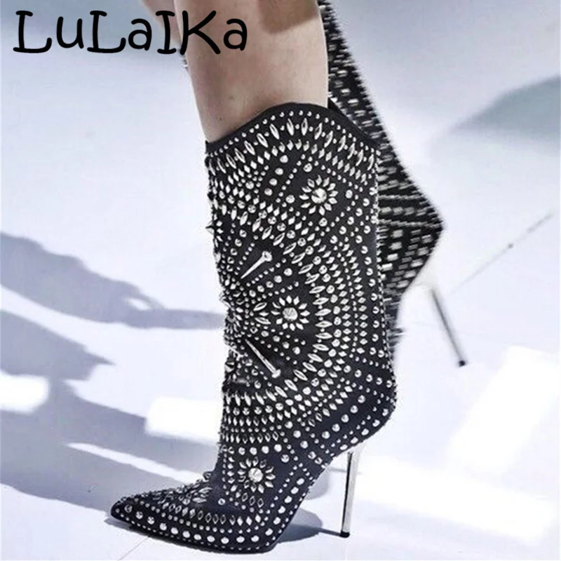 

Fashion Rivet High Heel Boots Women Metal Thin Heel Winter Sexy Rhinestone Shining Pointed Head Party Ballroom Shoes
