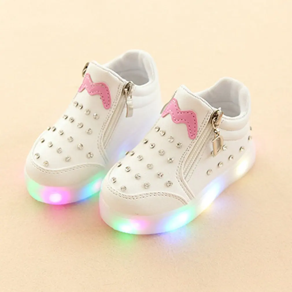 

Korean Style Fashion Luminous Sneakers Leisure Children Shoes Anti-skid LED Light Up Shoes with Rhinestone for Girls