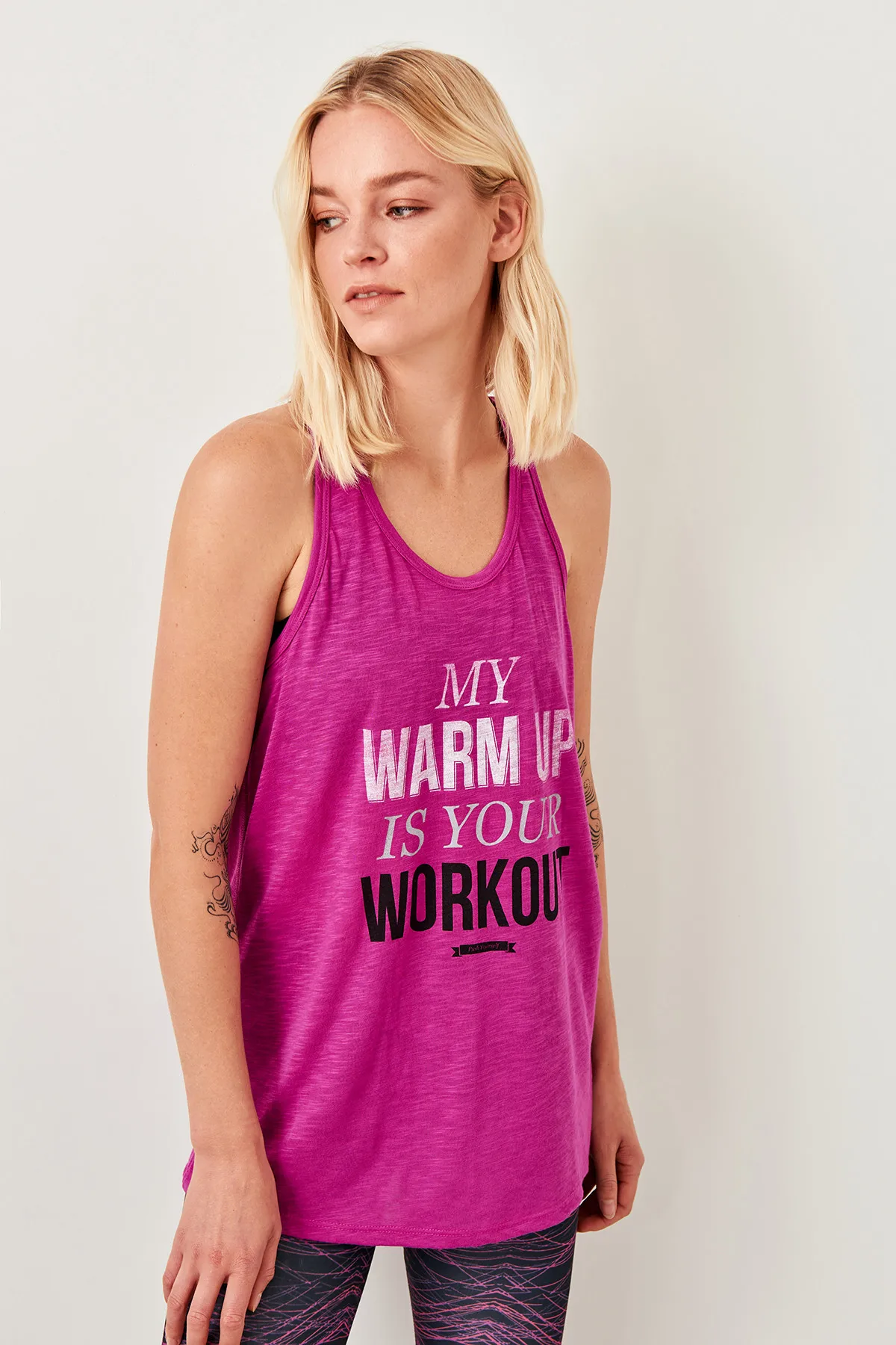 

Trendyol Fuchsia Printed Knitting Athletes TWOSS19FV0170