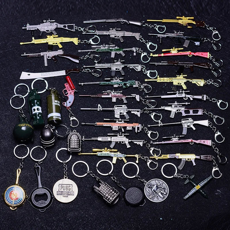 

Game PUBG Keychain Cosplay Props Alloy Level 3 Helmet Armor Plane Pan Model Keyring PLAYERUNKNOWNS BATTLEGROUNDS Christmas