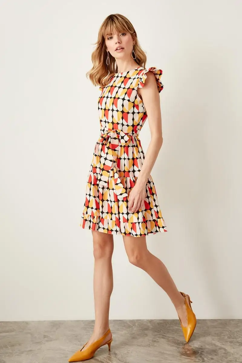 

Trendyol Multicolour Pattern Dress TWOSS19LJ0124