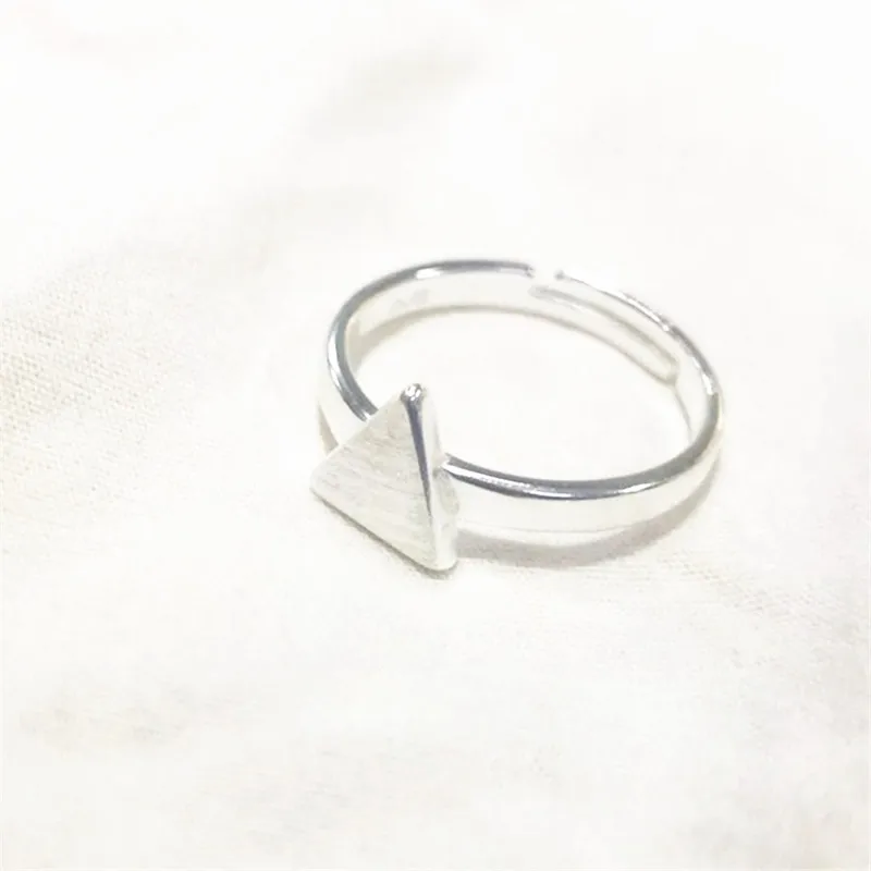 2019 Новое поступление в Корейском стиле треугольник рисунок Регулируемые кольца