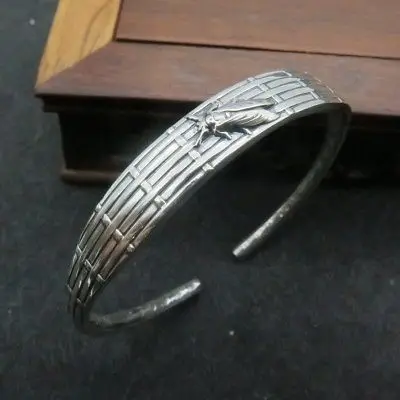 

Pure 925 Sterling Silver Cicada Pattern Open Bangle Adjust from 55mm to 62mm