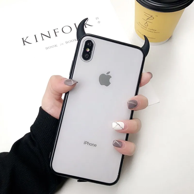 3D الفاخرة الشيطان الأبواق الهاتف حقيبة لهاتف أي فون 6 6 زائد 6 s 6 زائد 7 7 زائد 8 8 زائد X XR XS ماكس لطيف أسود أحمر الاكريليك الغطاء الخلفي فوندا
