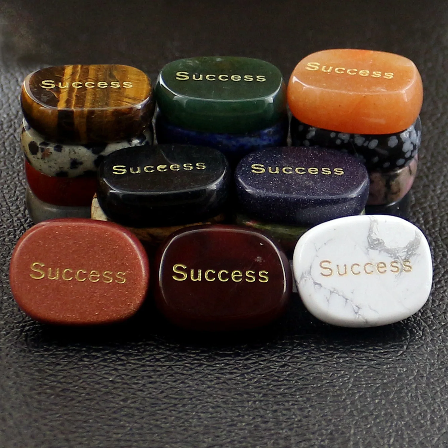 

Success Aura Guardian Decoration Natural Crystal Elliptical Piece Decoration