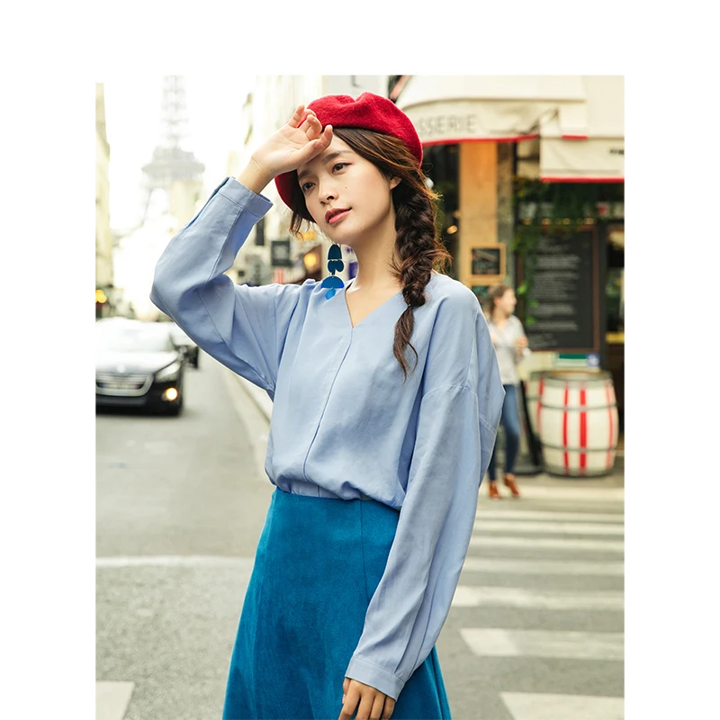 

INMAN 2019 Autumn Winter V-neck Slim Retro Hongkong Style Literary Casual Loose Long Sleeves Women Shirt