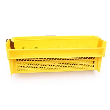 

1 Set Plastic Pollen Trap Bee Keeping Tools Tray Entrance Pollen Collector Beekeeper Beekeeping supplies tools