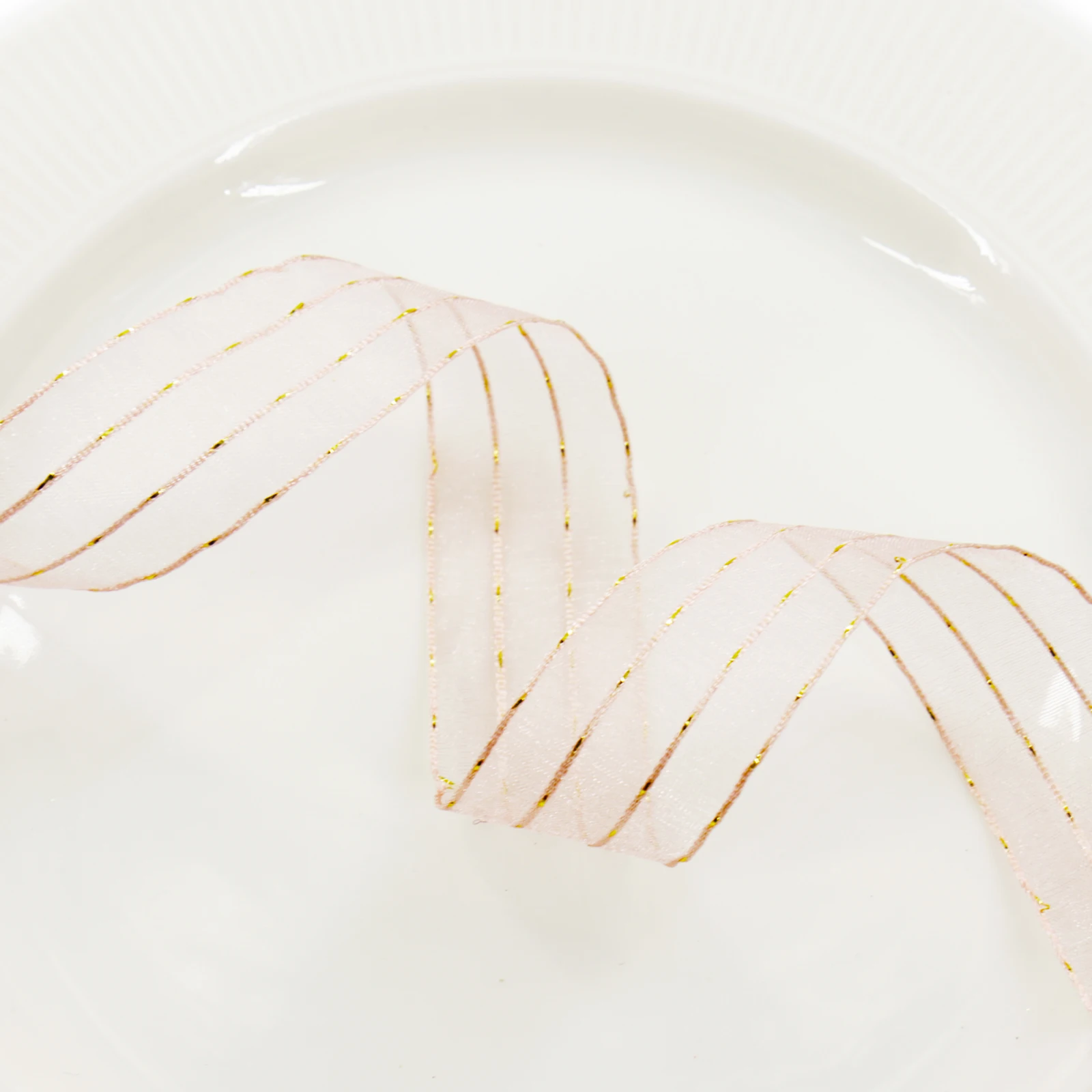 Hot Sale 2.5cm Gold Edge Stripe Snow Yarn Organza Ribbon DIY Handmade Making Wedding Christmas Party Decoration Crafts | Дом и сад