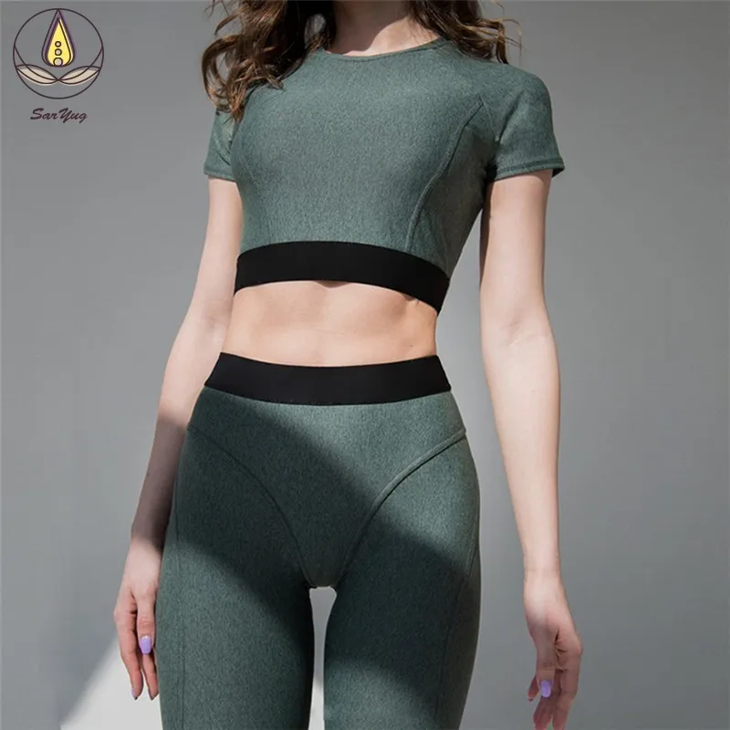 

Professional Yoga Suit Short Sleeve T-shirt Breathable Fitness Vest Gilet 2019 Summer Yoga Pants Leggings Push Up Sheathy Pants