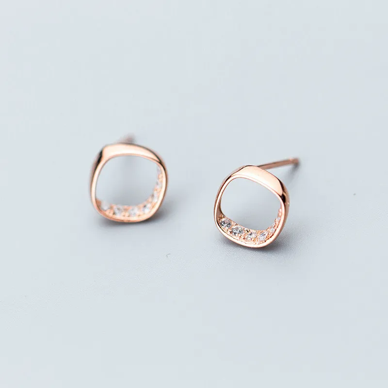 

100% S925 Tremella Nail Female Wind Simple Personality Pierced Hollow Square Earrings Fashion Earing Accessor