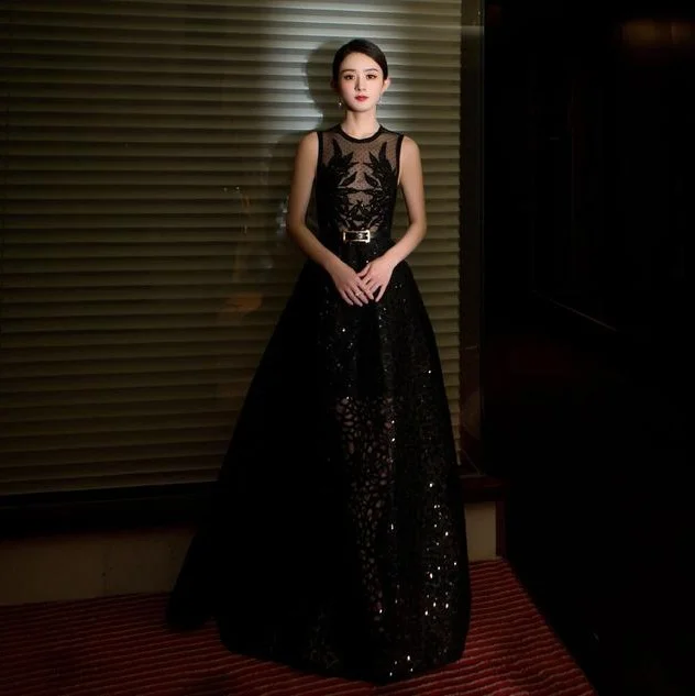 

2019 Fashion New Luxury Sequins Long Evening Dress Banquet Elegant Black Lace Floor-length Party Prom Gown Robe De Soiree Abiye