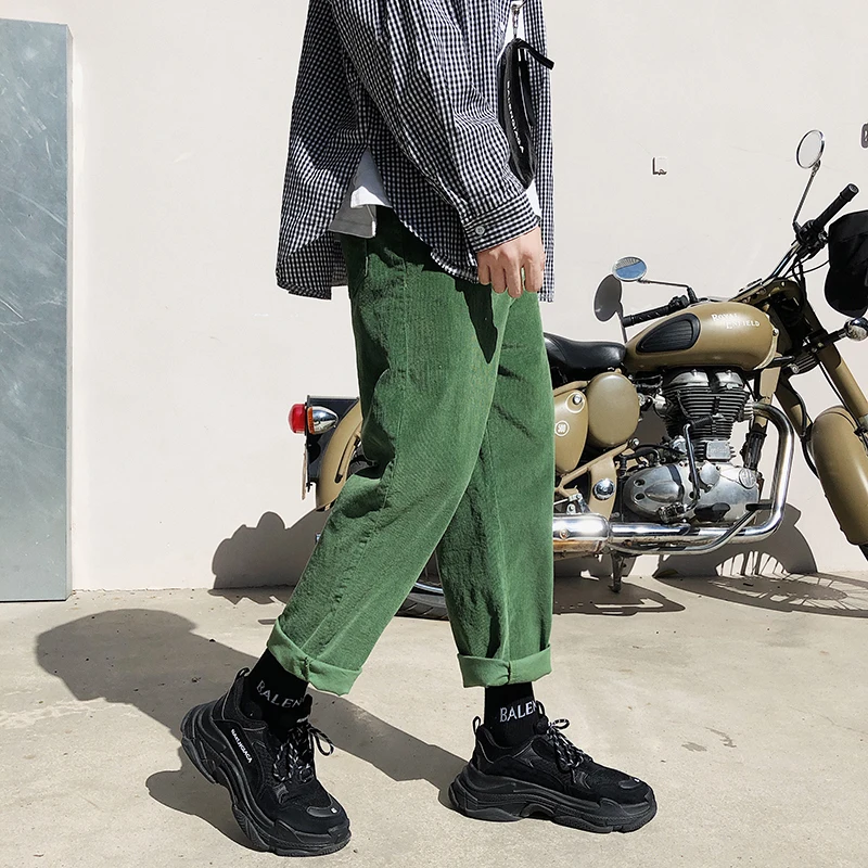 2018 Fashion Men's Casual Pants Autumn And Winter New Korean Version Of The Trousers Trend Loose Nine Pants Youth Corduroy Green 2018 Fashion Men's Casual Pants Autumn And Winter New Korean Version Of The Trousers Trend Loose Nine Pants Youth Corduroy Green