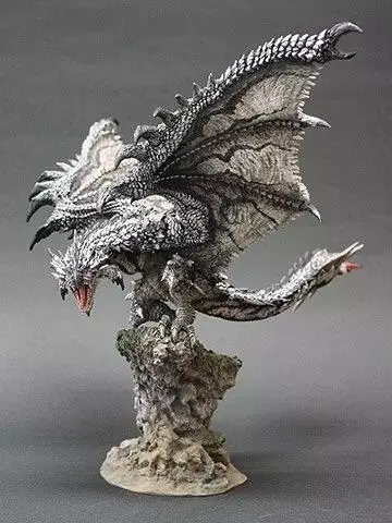 

CAPCOM Monster Hunter Series Silver Fire Dragon PVC Model Hand Toys Unisex Toys For Children Free Shipping
