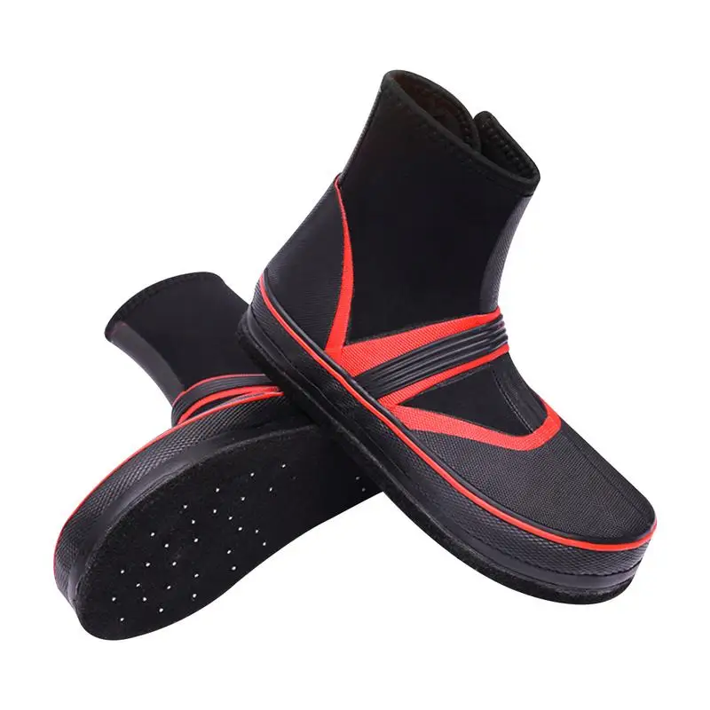 

Outdoor Fishing Shoes Sea Water Nail Shoes Rain Boots Non-slip Felt Bottom Fishing Shoes Gear For Men Women High Quality