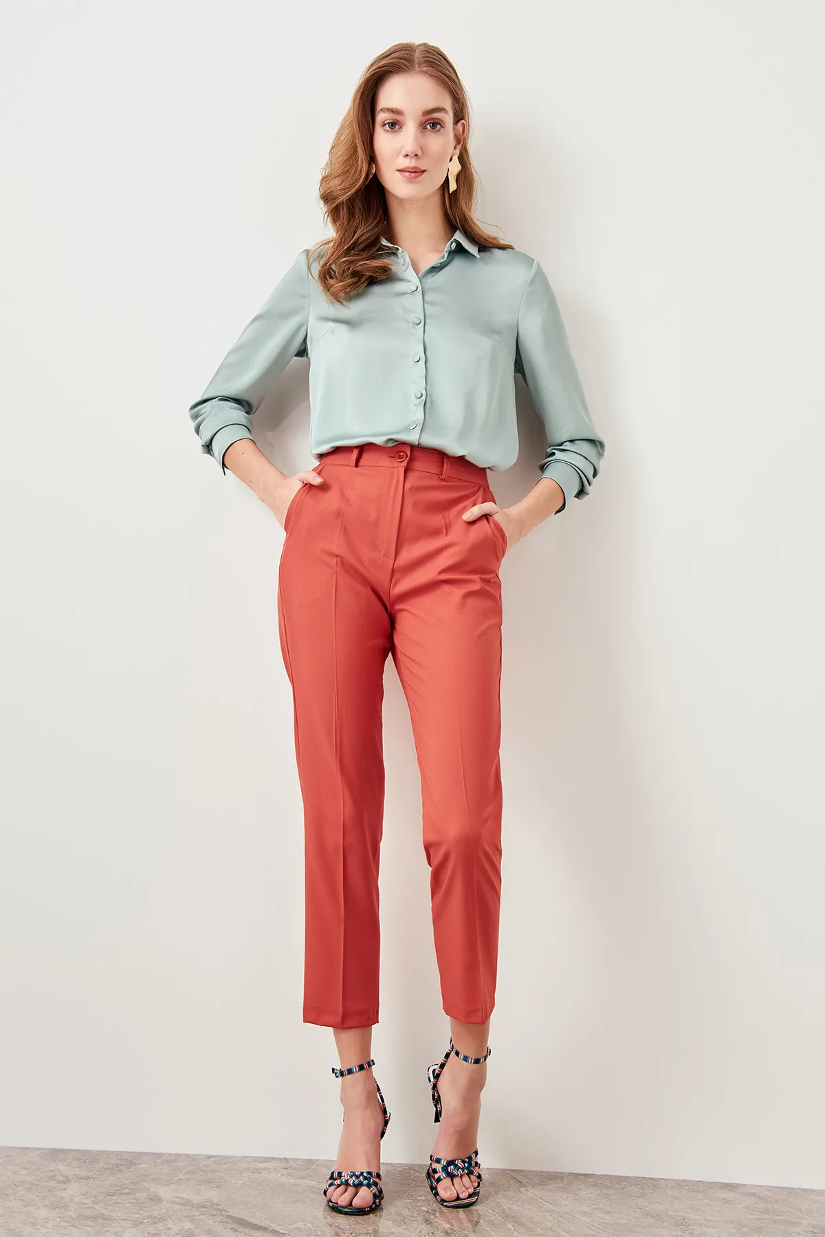 Trendyol-Pomegranate-Flower-Basic-Casual-Trouser-Ankle-Pencil-Pants-TWOSS19ST0038.jpg