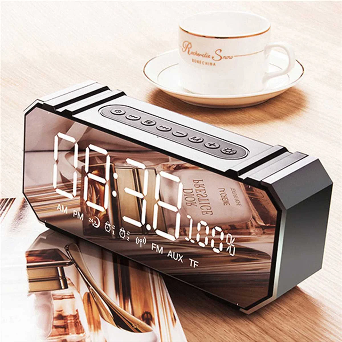 

LEORY Wireless Bluetooth4.2 Speaker Alarm Clock LED Screen Speaker 3D Stereo FM Radio Speaker with Microphone